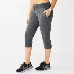 Petite Tek GearĀ® Essential Straight-Leg Workout Capris