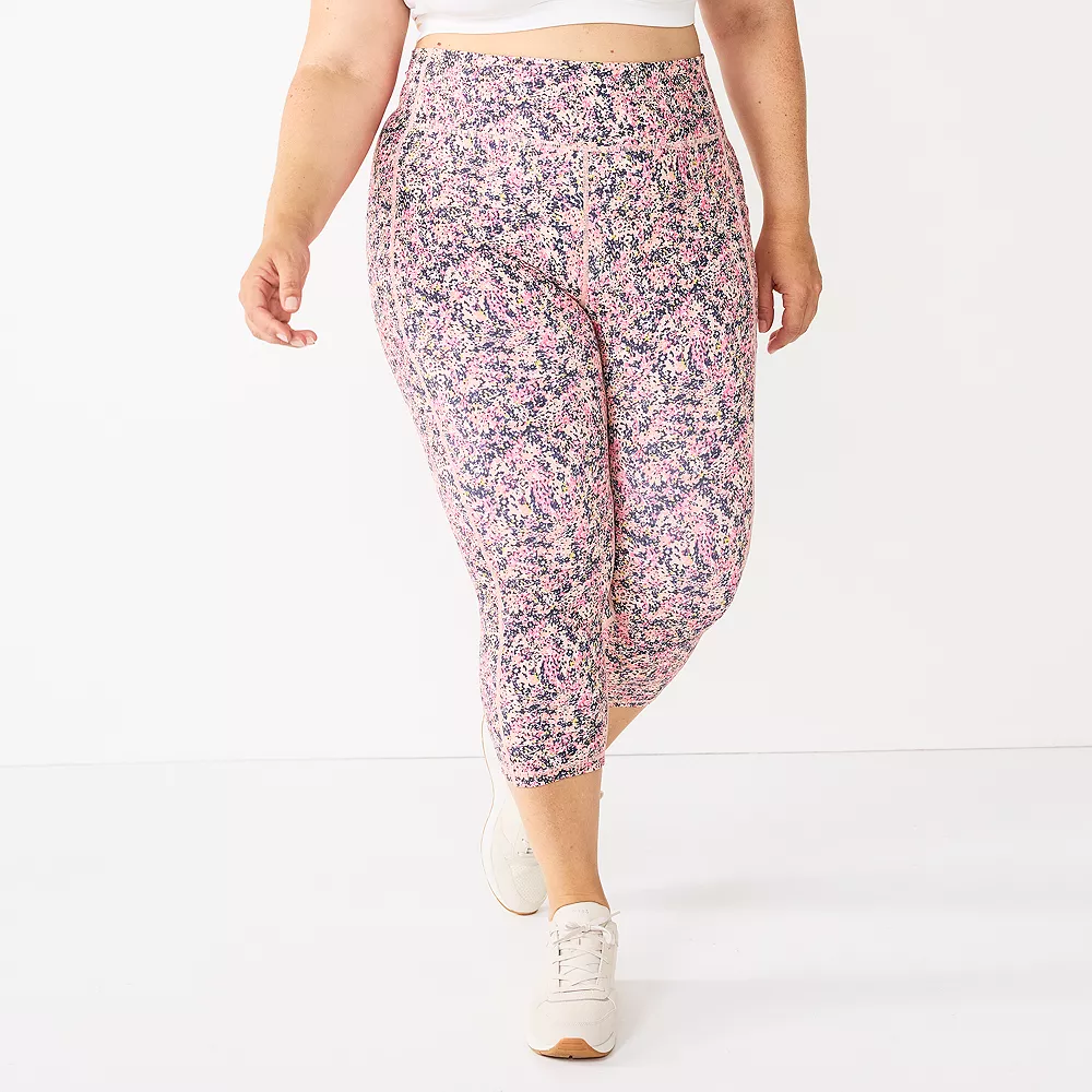 Plus Size Tek Gear® Ultrastretch Pocket High-Waisted Capri Leggings